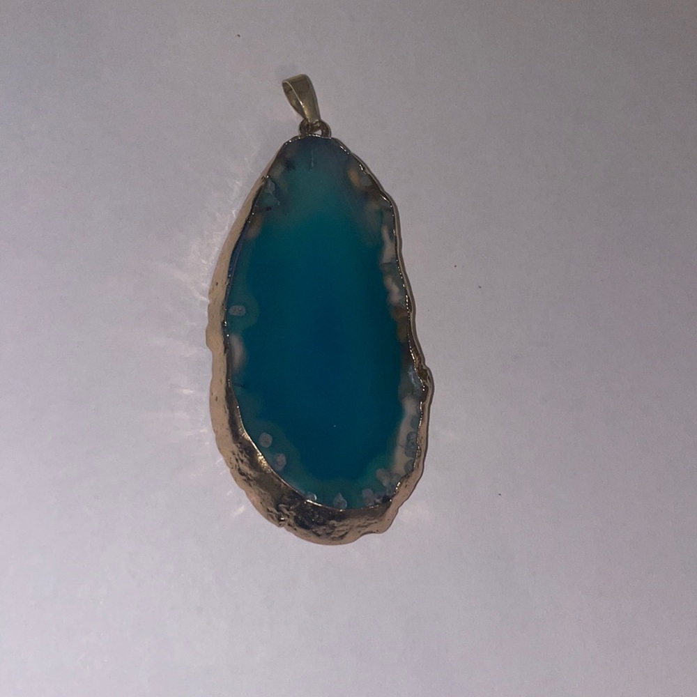 Agate pendant